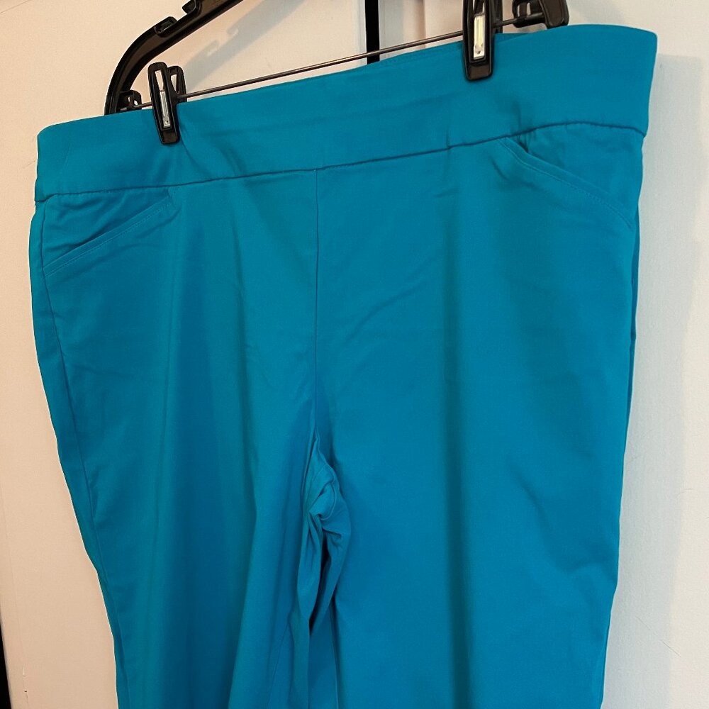 capris